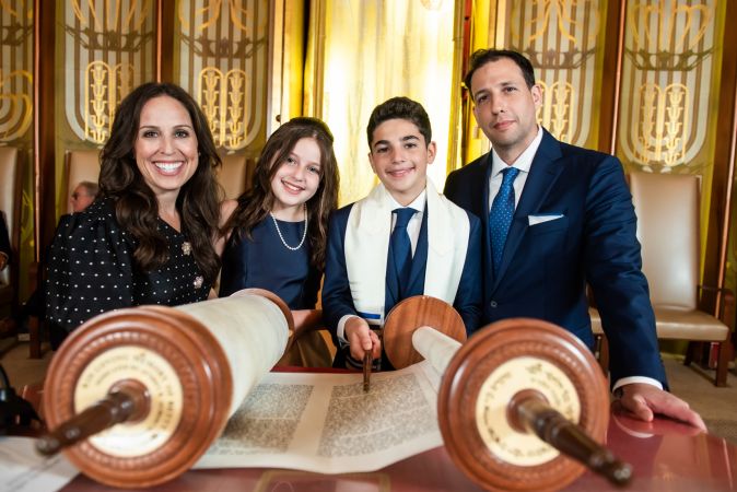 Cleveland Mitzvah Photographer