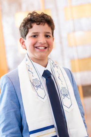 Cleveland Mitzvah Photographer