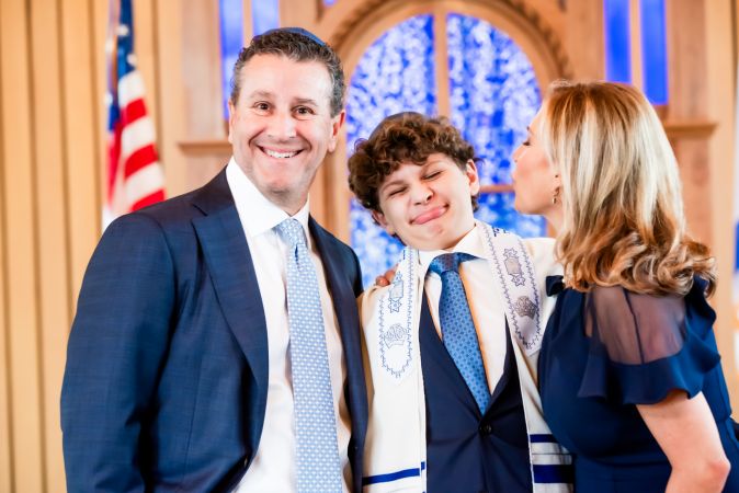 Cleveland Mitzvah Photographer