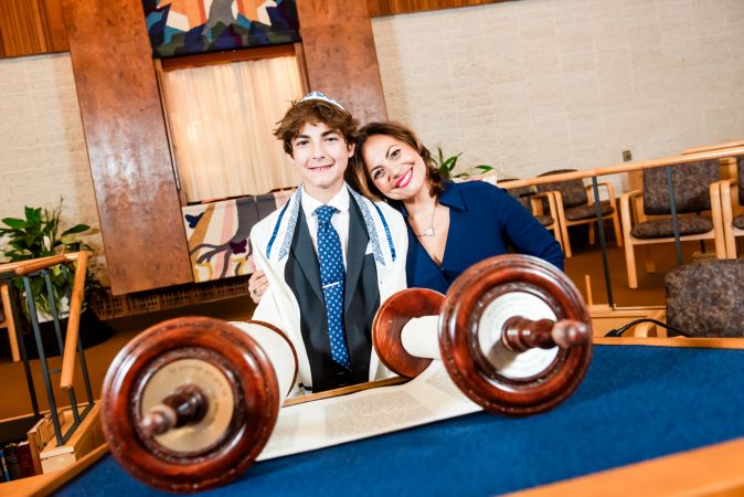 Cleveland Mitzvah Photographer