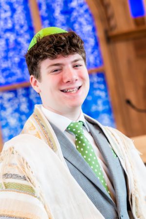 Cleveland Mitzvah Photographer