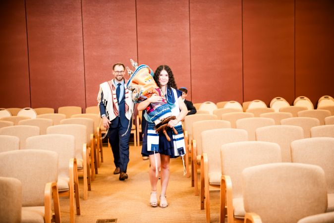Cleveland Mitzvah Photographer